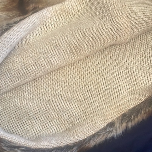 2017 Vera Wang Vegan Faux Fur Cowl - Picture 6 of 8